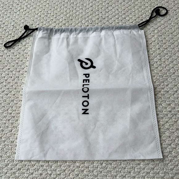 Peloton drawstring accessory bag - Picture 1 of 3
